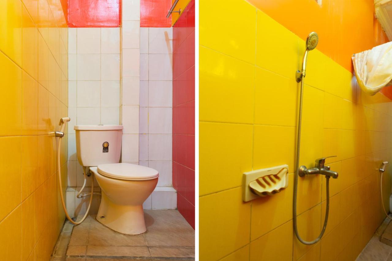 Homestay Gayatri Sawojajar Near Univ Negeri Malang Kampus 2 Mitra Reddoorz Buitenkant foto