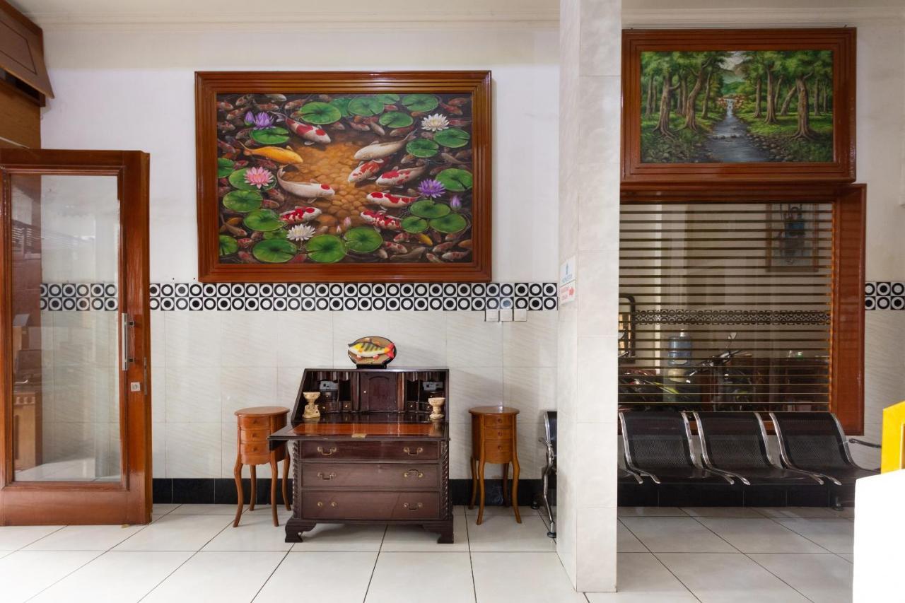 Homestay Gayatri Sawojajar Near Univ Negeri Malang Kampus 2 Mitra Reddoorz Buitenkant foto