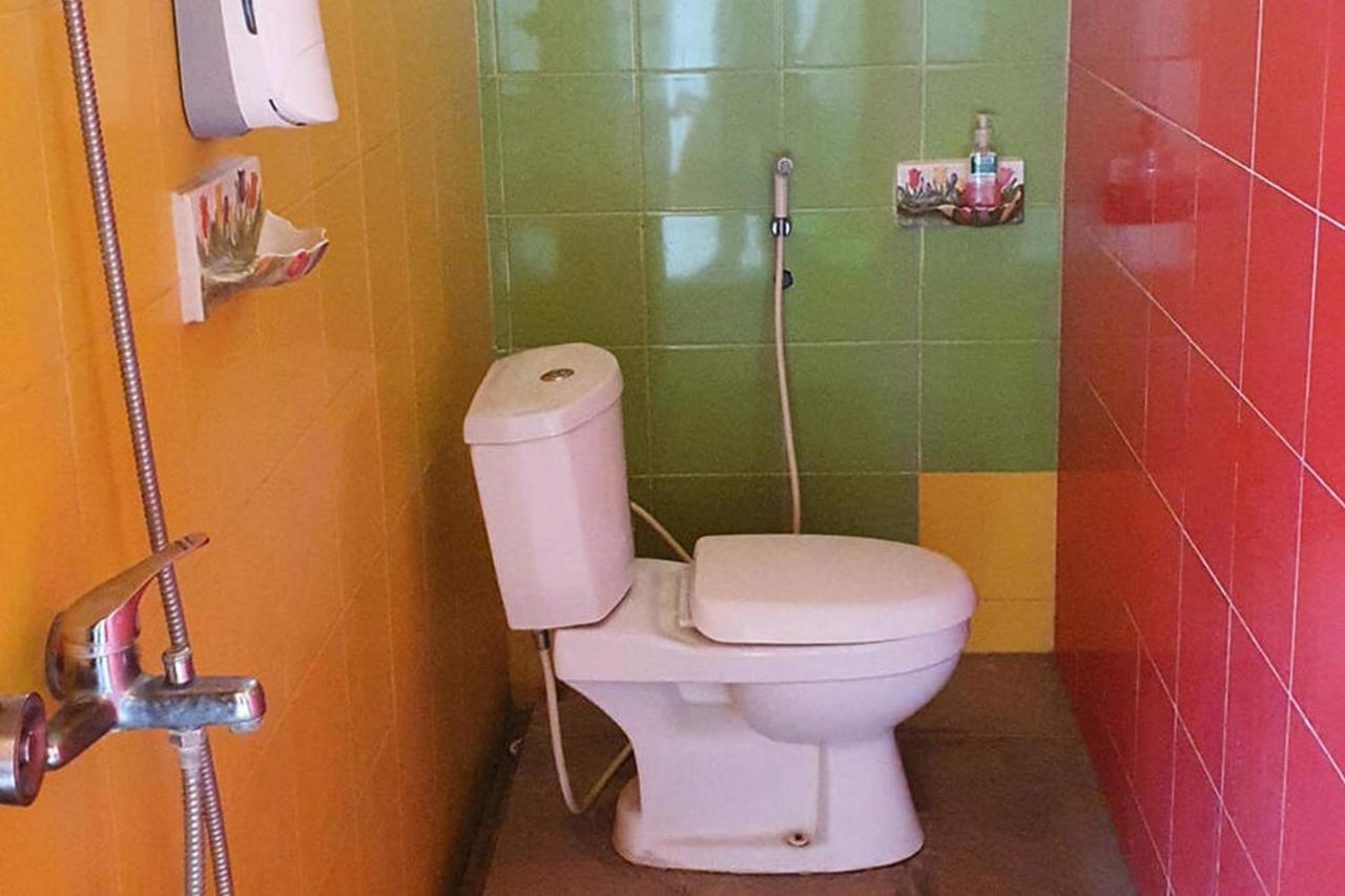 Homestay Gayatri Sawojajar Near Univ Negeri Malang Kampus 2 Mitra Reddoorz Buitenkant foto